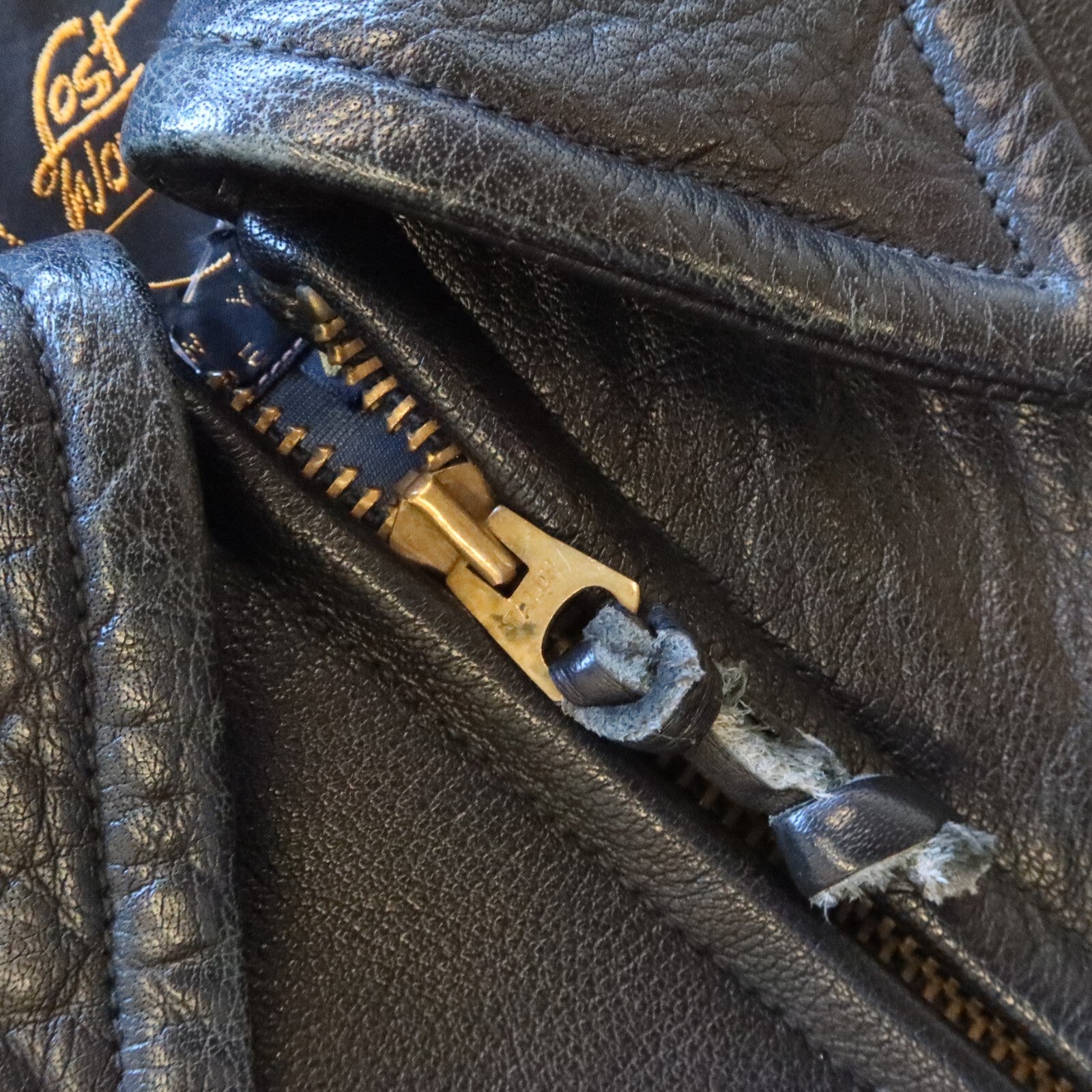 Lost Worlds Leather Horsehide Jacket Made in USA Size 46