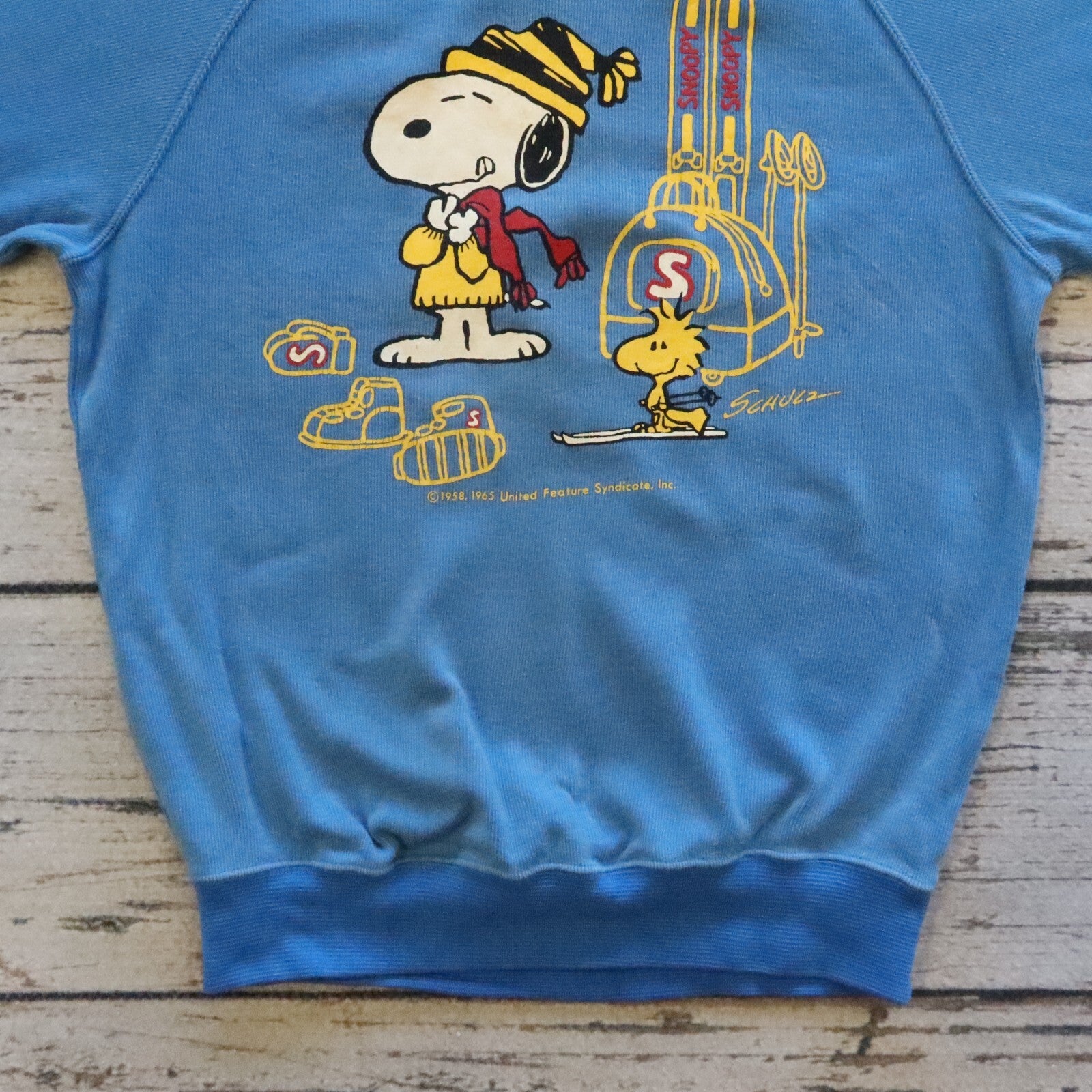 Vintage Snoopy Ski Kids Sweatshirt United Feature Syndicate
