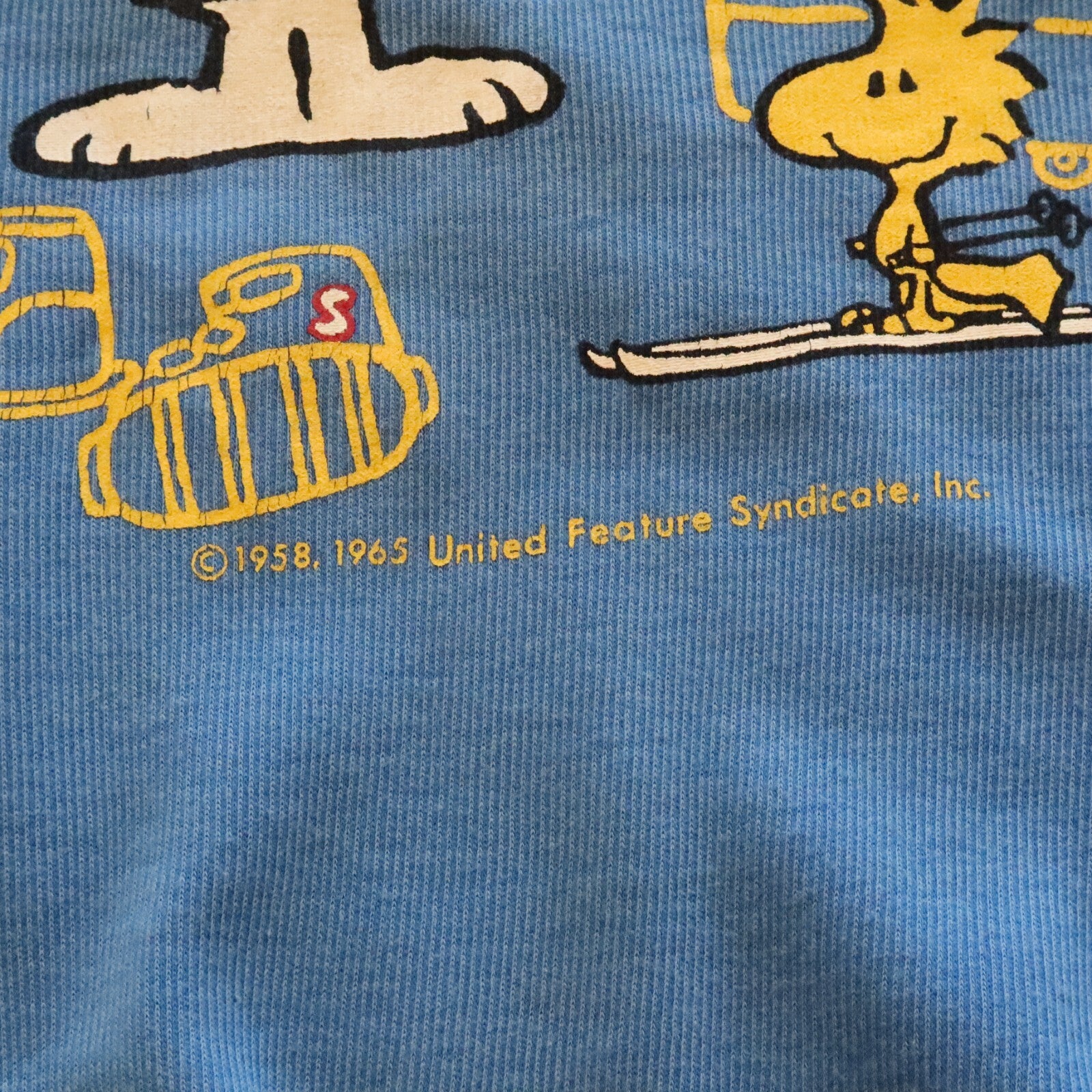 Vintage Snoopy Ski Kids Sweatshirt United Feature Syndicate