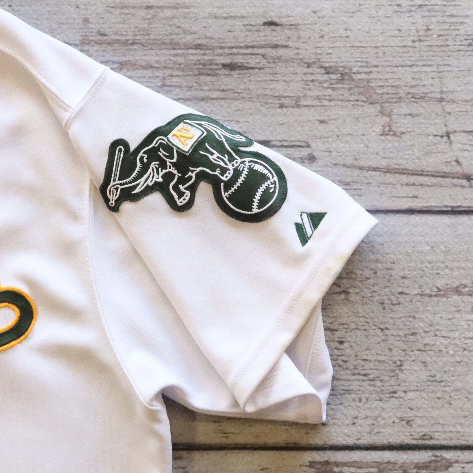 Vintage Oakland Athletics A's Baseball Jersey Majestic Sewn Authentic