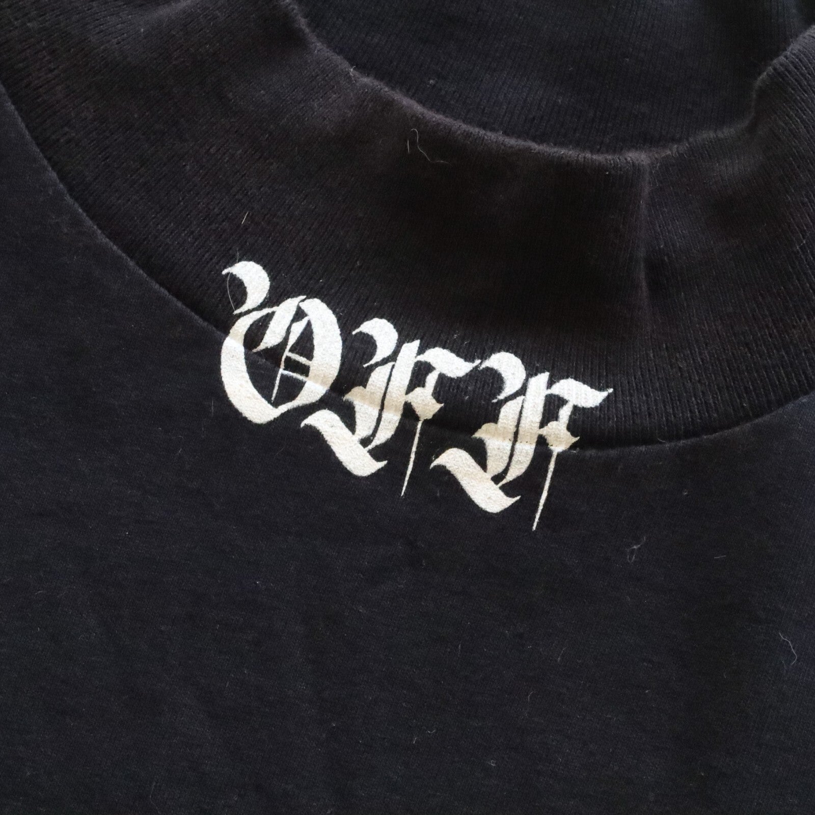 OFF Neck Tee OFF-WHITE c/o VIRGIL ABLOH Tshirt