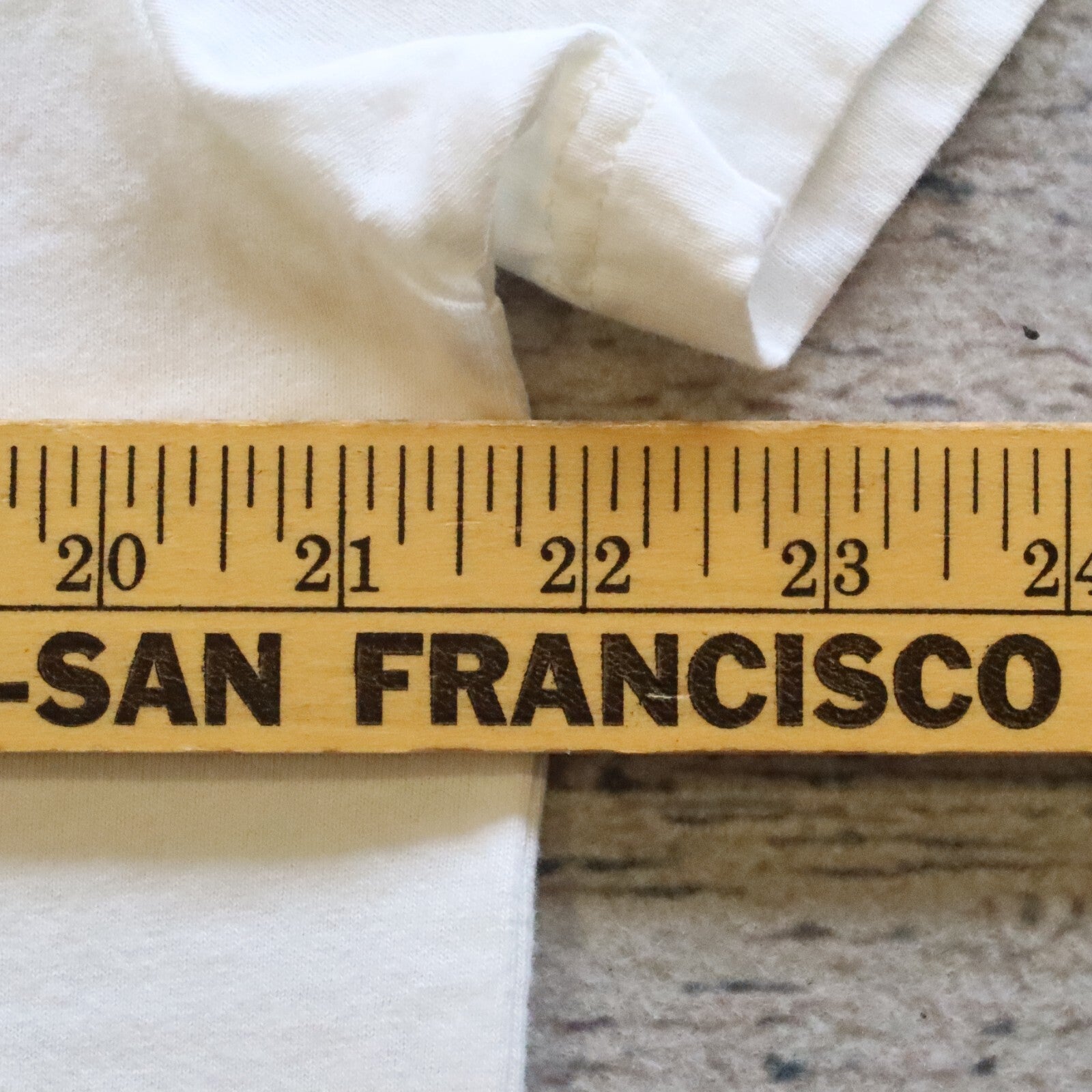 OFF Neck Tee OFF-WHITE c/o VIRGIL ABLOH Tshirt