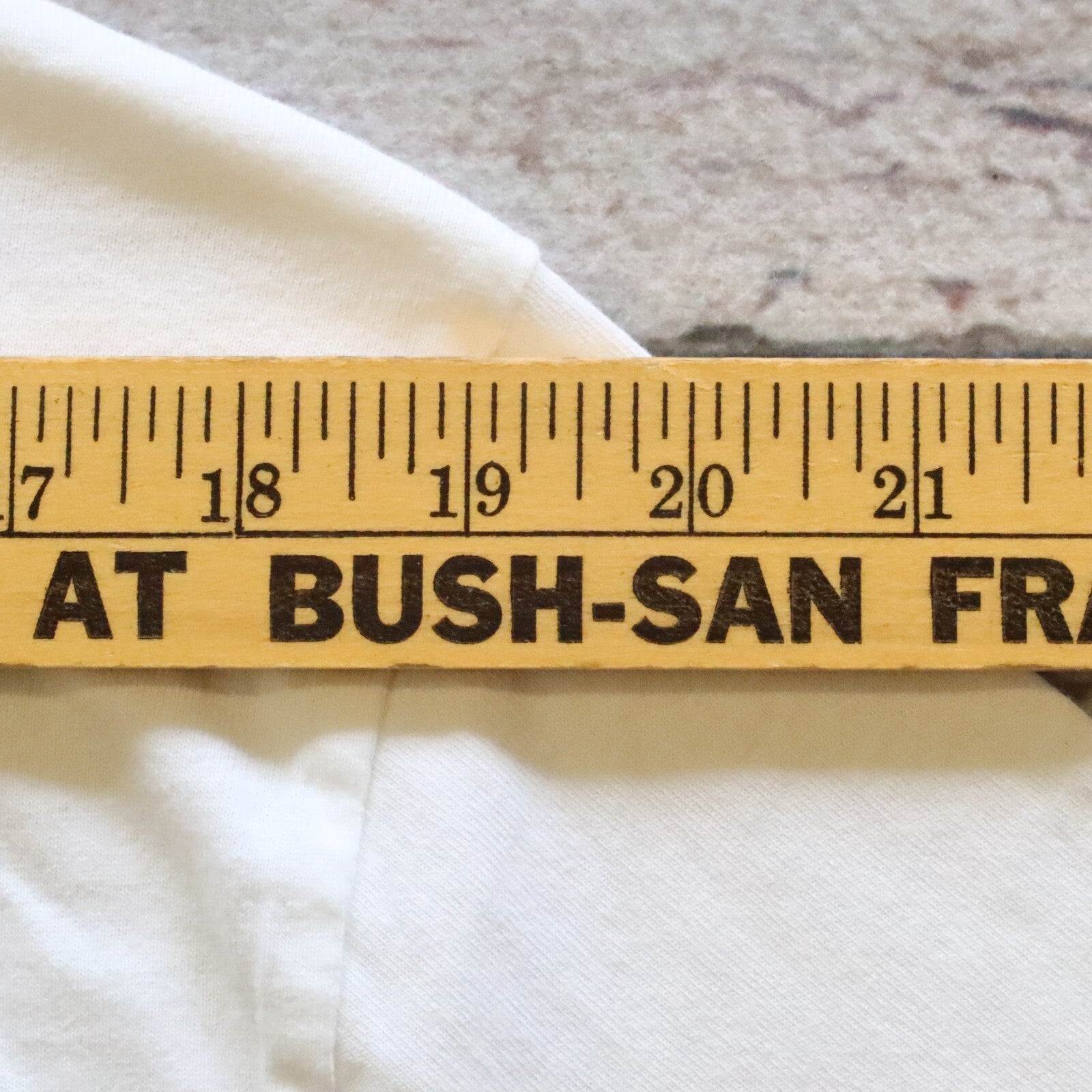 OFF Neck Tee OFF-WHITE c/o VIRGIL ABLOH Tshirt